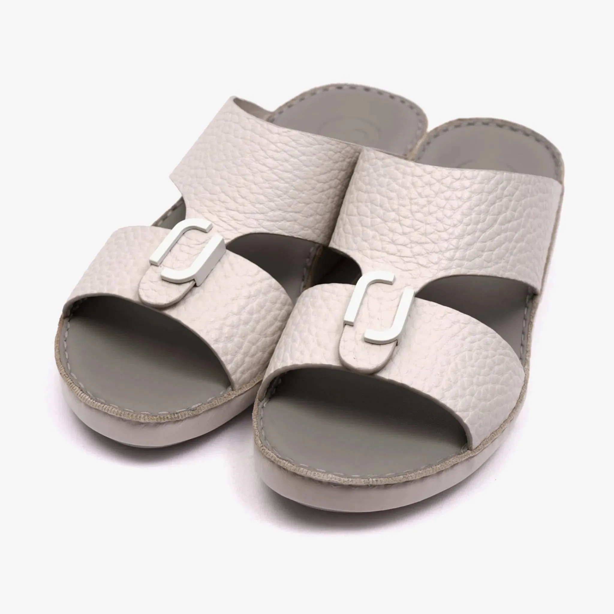 FARADA UNLINED HAMMERED ARABIC SANDALS DAVINCI AVORIA