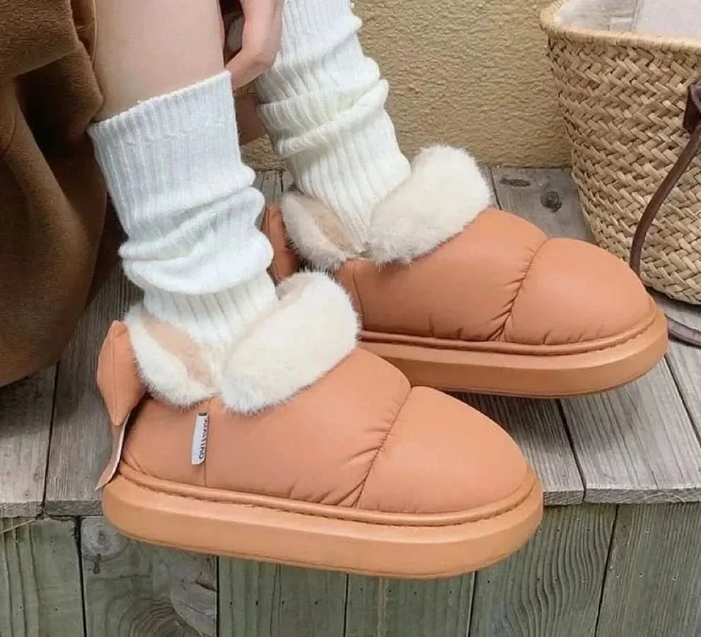 Short Winter Boots for Women: Cozy Bow Boots