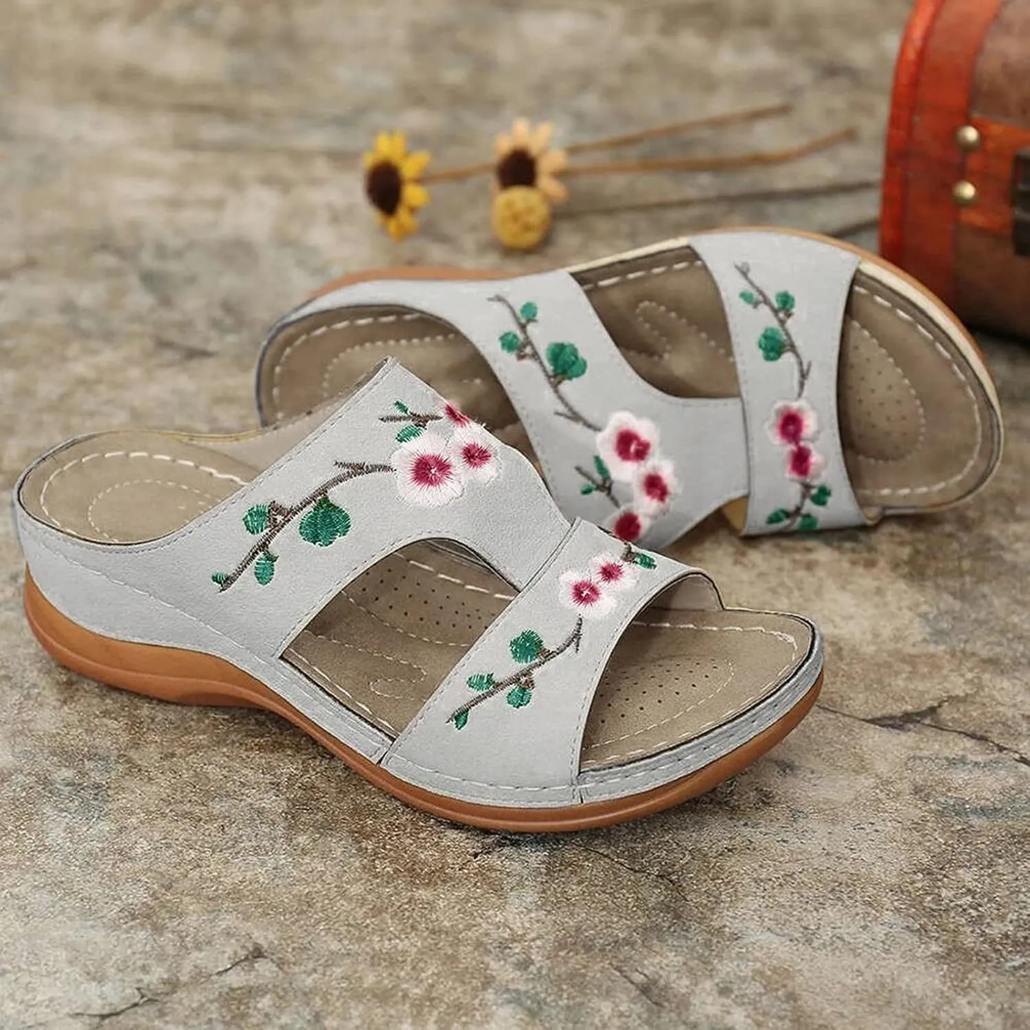 Women Wedge Sandals Dressy Embroidered Flip Flops Open Toe Slip On Summer Platform Beach Slippers Shoes for Casual Walking